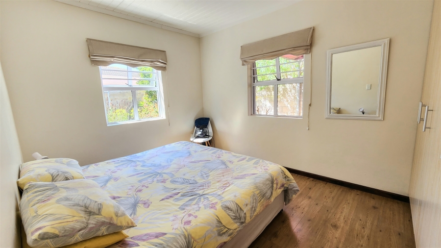 5 Bedroom Property for Sale in Country Club Western Cape